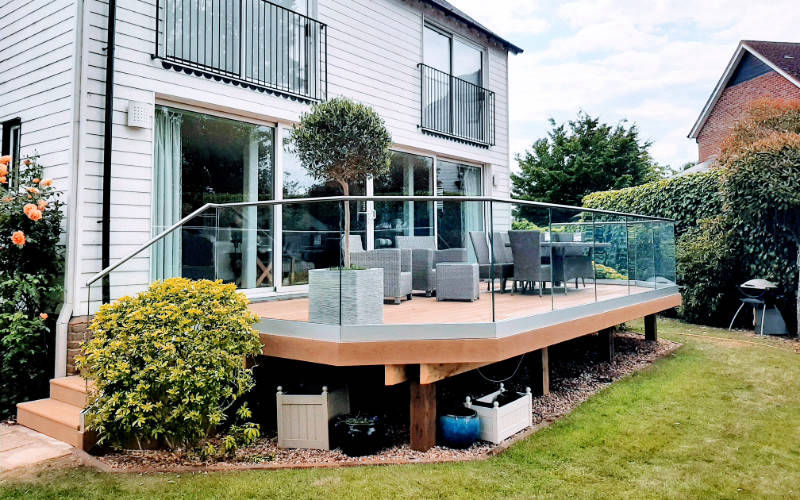 Frameless glass balustrade with top rail