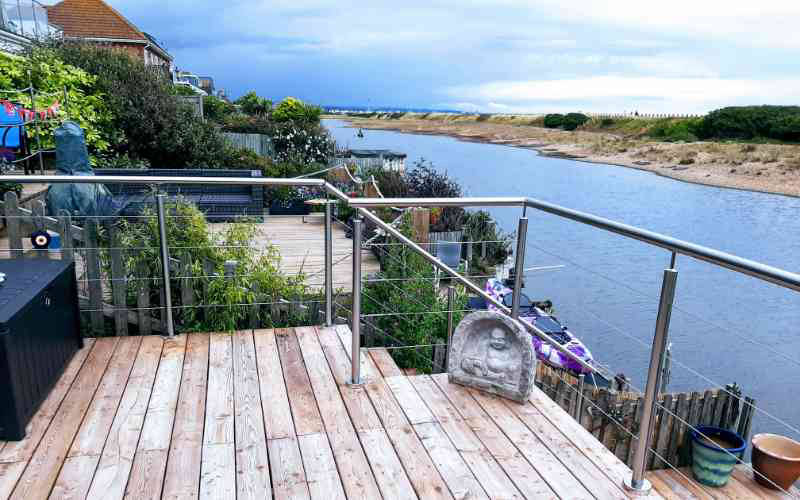 Stainless steel wire infill balustrade with bright polished finish